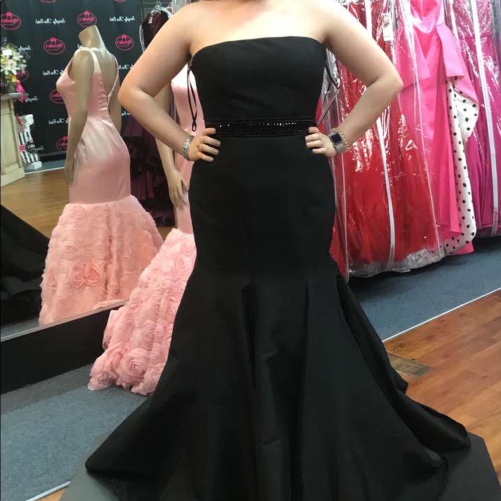 Black Mermaid Prom Dress